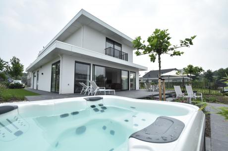 Villa Luxury Harderwijk 243