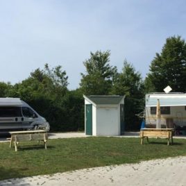 Vakantiepark De Koorn-aar - Camperplaats + prive Sanitair